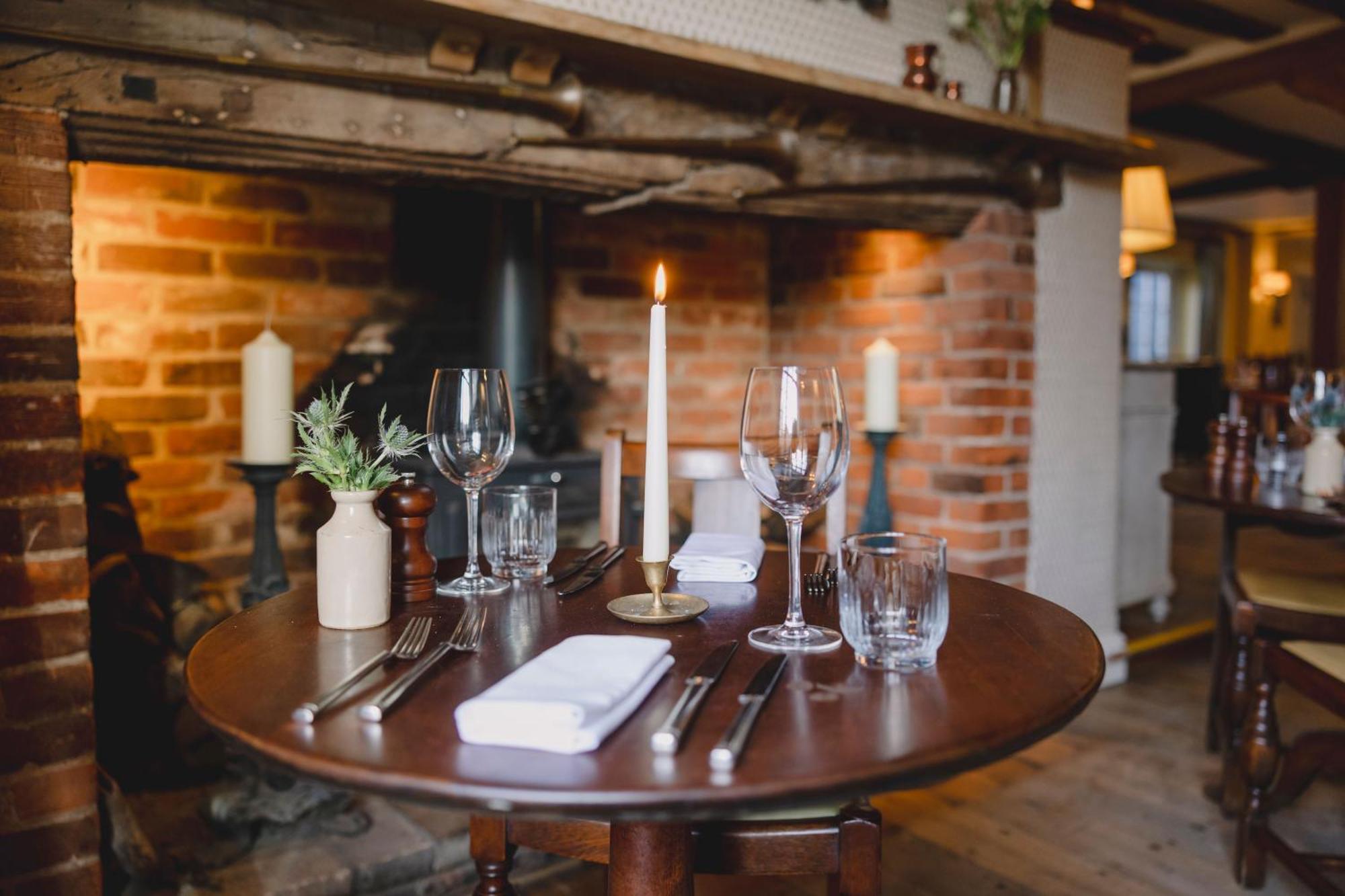 The Crown, Bildeston Exterior foto