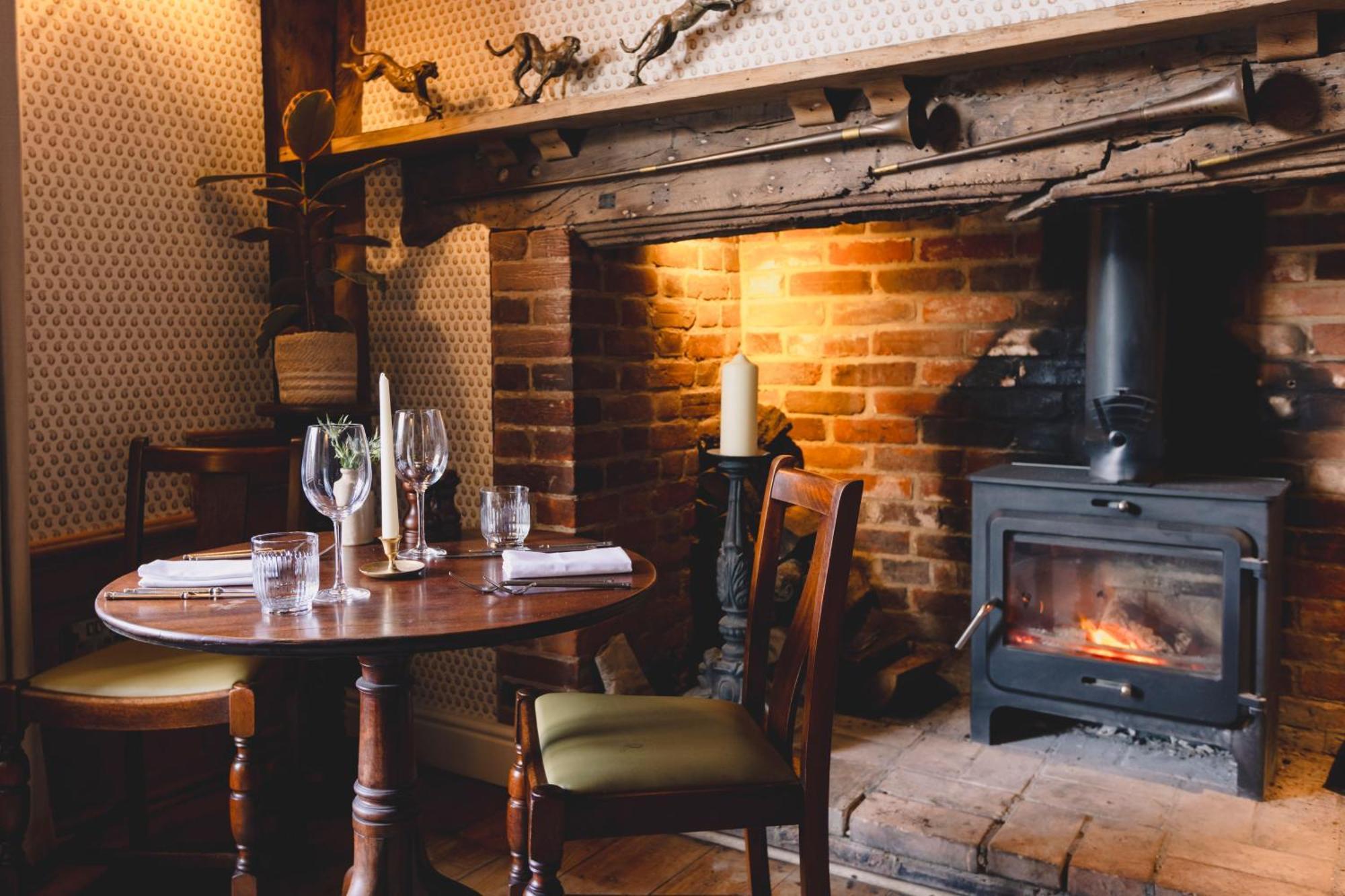The Crown, Bildeston Exterior foto
